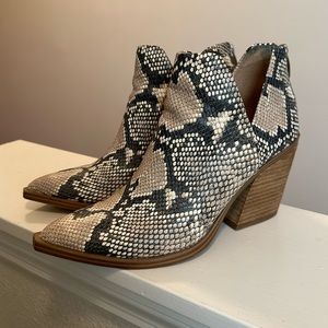 Steve Madden Camryn Faux Snakeskin Bootie
